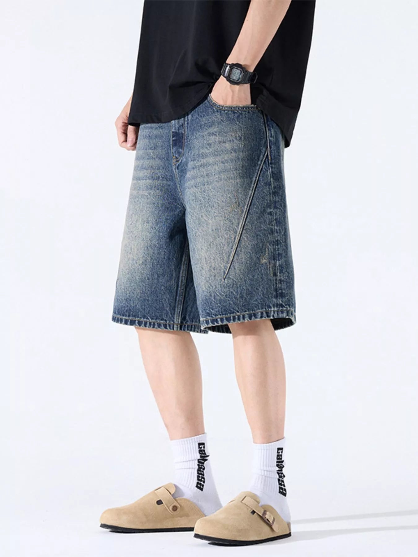 41fa33aa-b554-429c-8d6c-dd9887c4cdf0-Max-OriginLoose Fit Denim Shorts - Vintage Blue